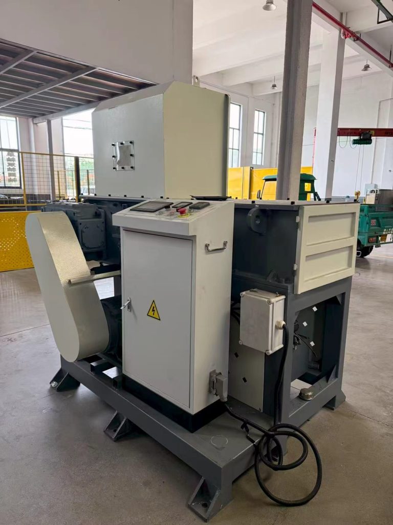 Single-Shaft Shredder